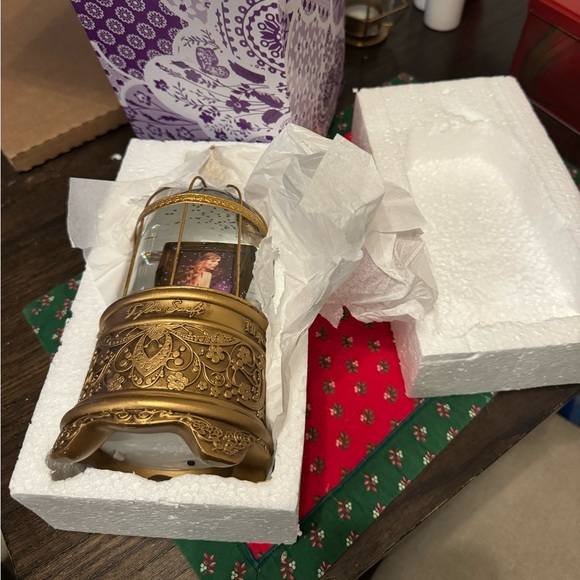 Taylor Swift Speak Now (Taylor's Version) Frame Snowglobe - Picture 3 of 8